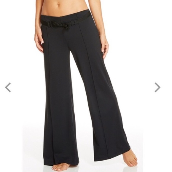 Fabletics Wide Leg Yoga Pant With Belt 